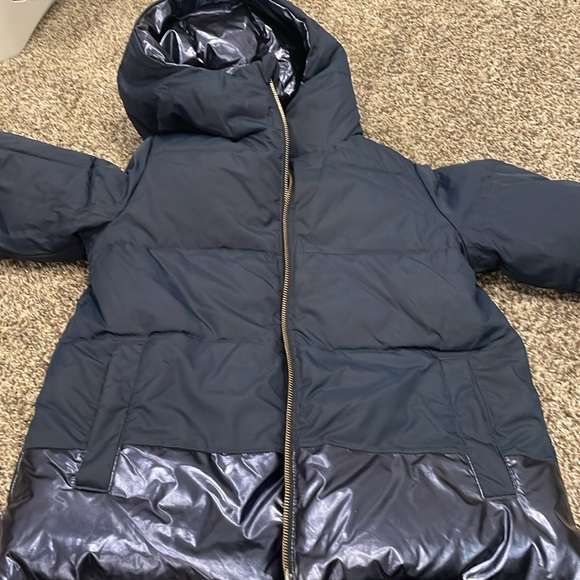Beautiful, blue shimmer/shiny heavy down puffer coat reversible kids medium - Picture 3 of 3